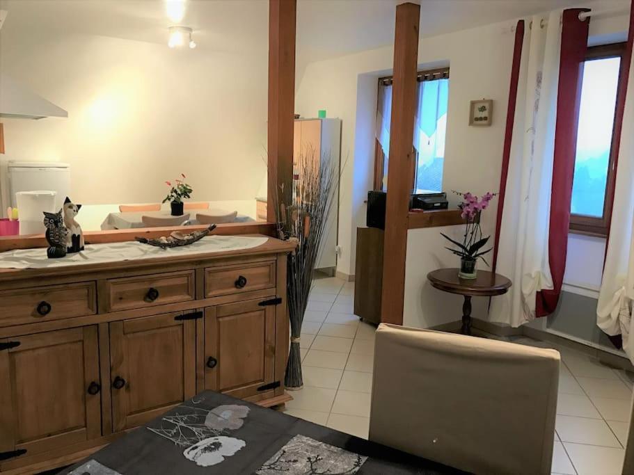 Bel Appartement De Charme De 70 M2 タネンキルヒ エクステリア 写真